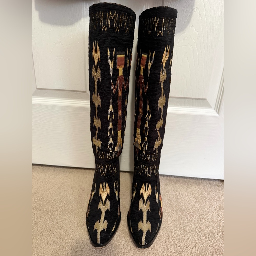 Southwestern Tapestry Boots Black & Gold Tribal Design Mid Heel Women’s 36 US 6 - Picture 3 of 8